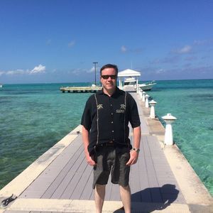 Meet your Posher, Eric